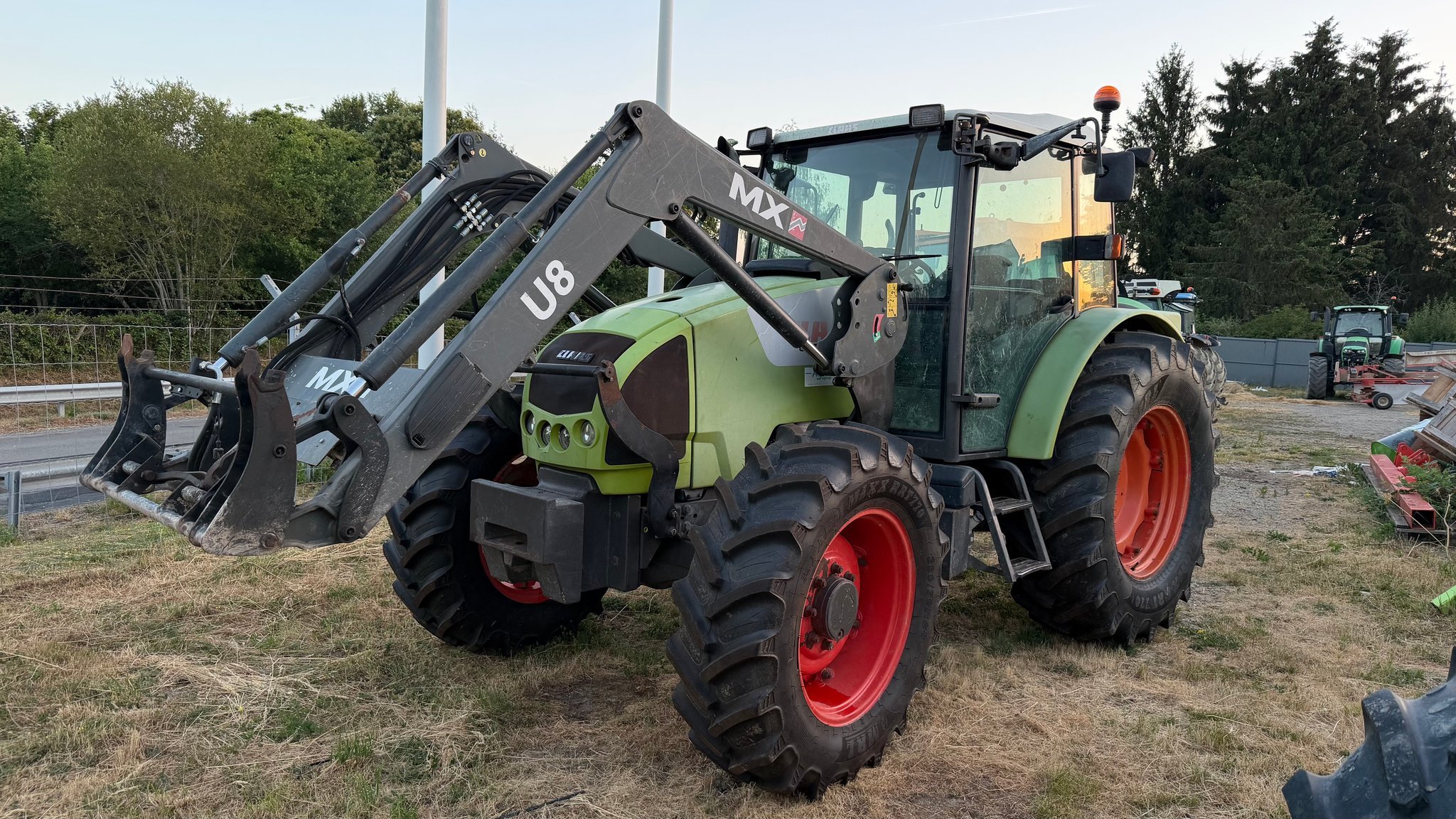 Tracteur agricole Class CELTIS 456 RX