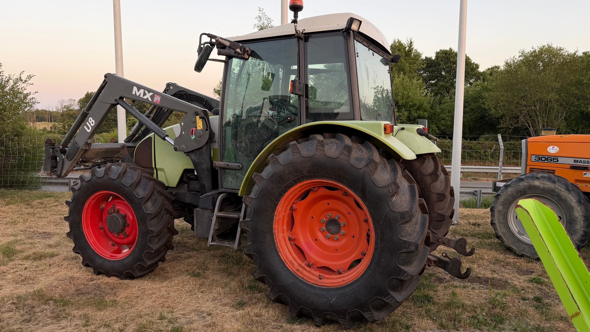 Tracteur agricole Class CELTIS 456 RX