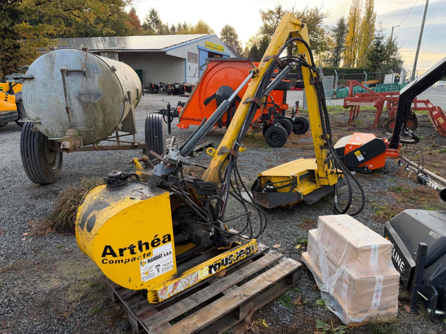 Épareuse Rousseau arthea 460