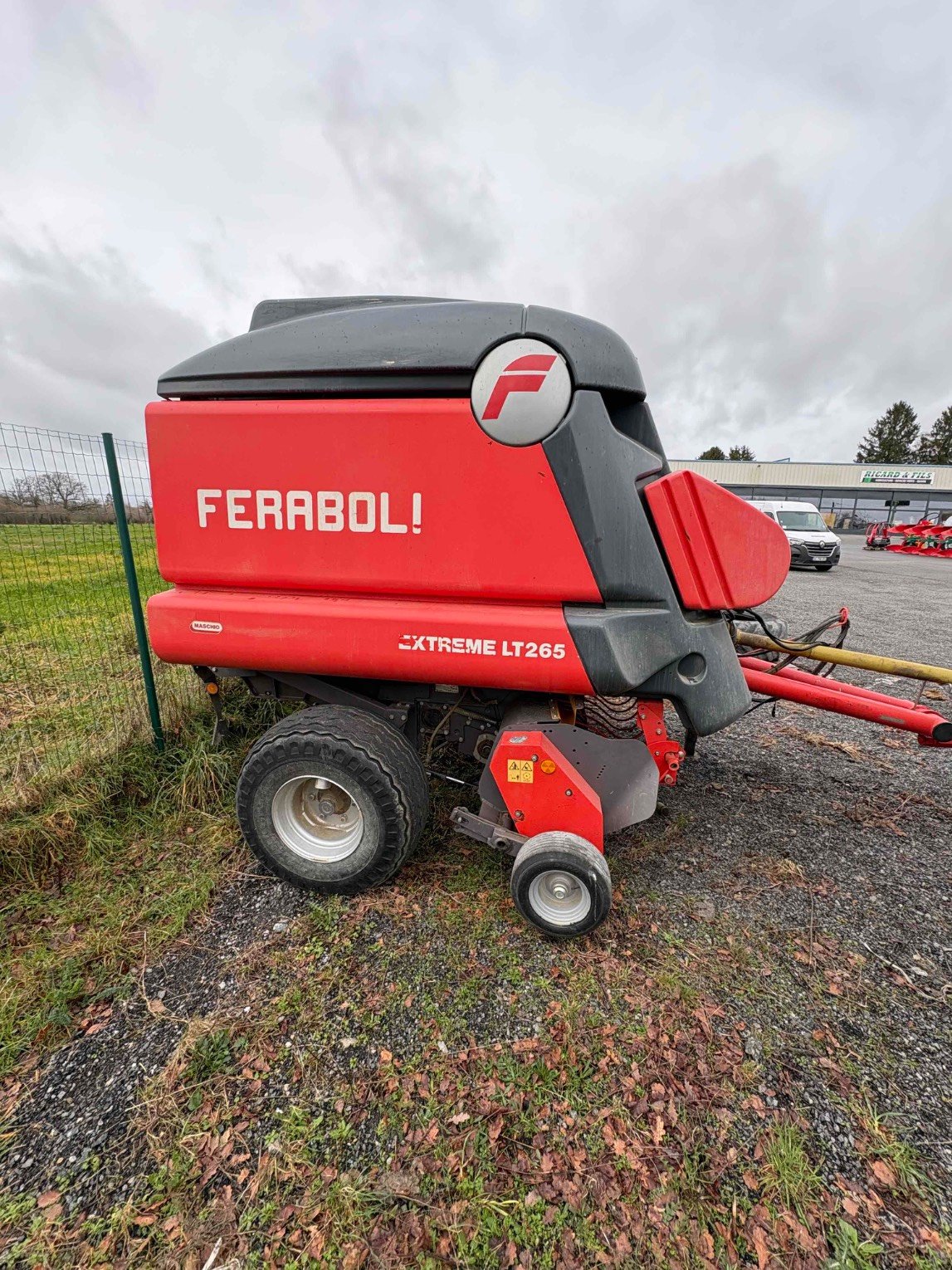 Presse à balles rondes Feraboli extreme lt 265