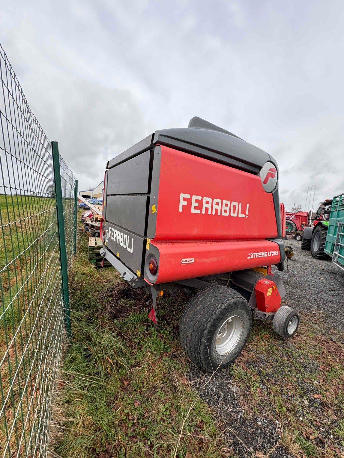 Presse à balles rondes Feraboli extreme lt 265