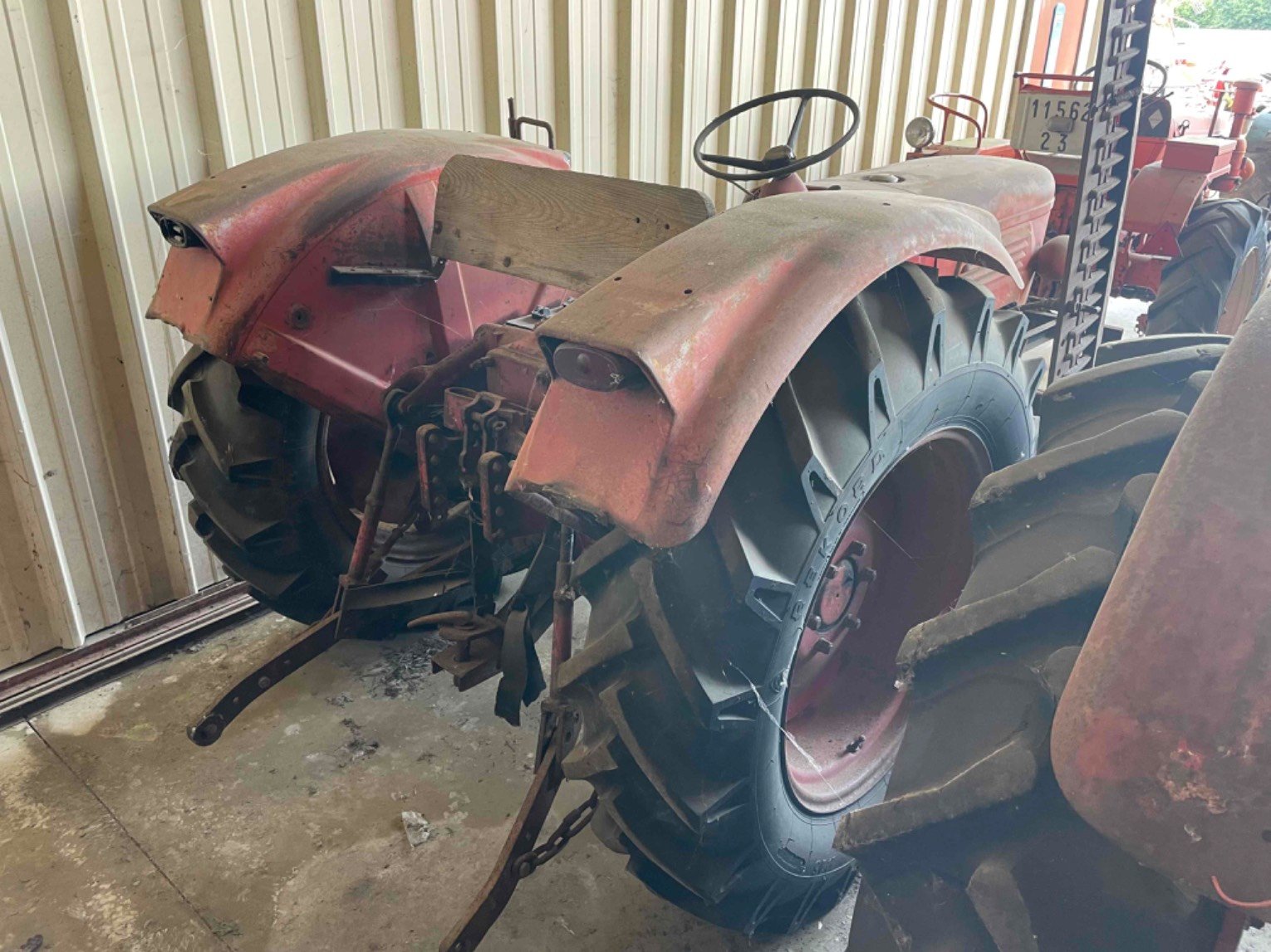 Tracteur agricole Güldner 157