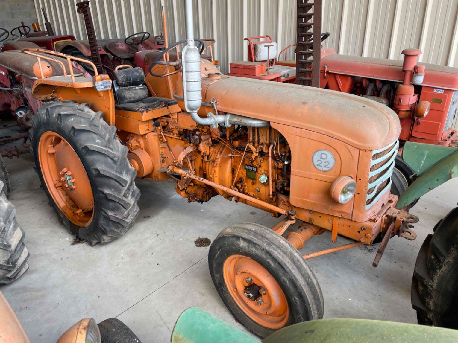 Tracteur agricole Renault D22