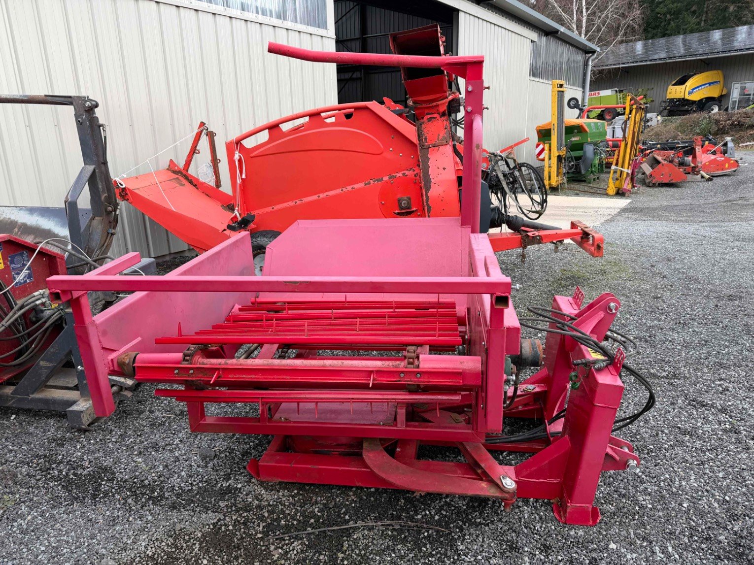 Dérouleuse de balle MC Agri R600AFM