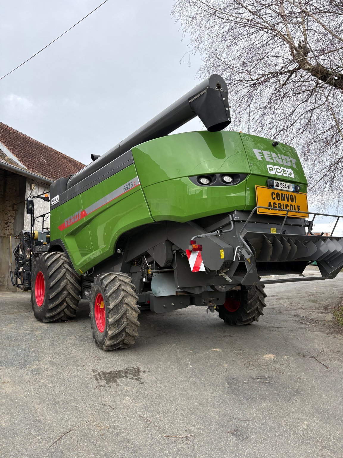 Moissonneuse batteuse Fendt 6335C
