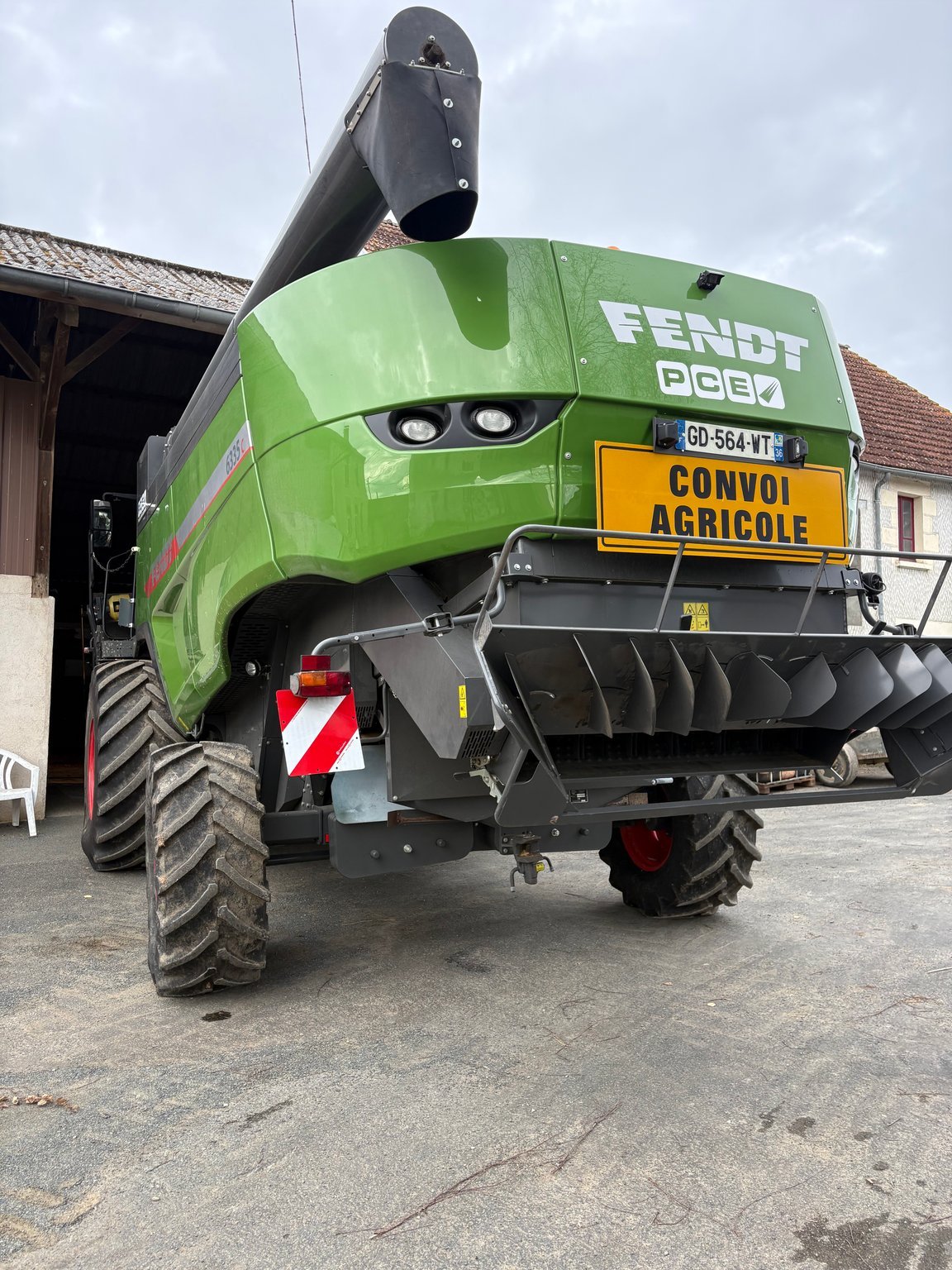 Moissonneuse batteuse Fendt 6335C