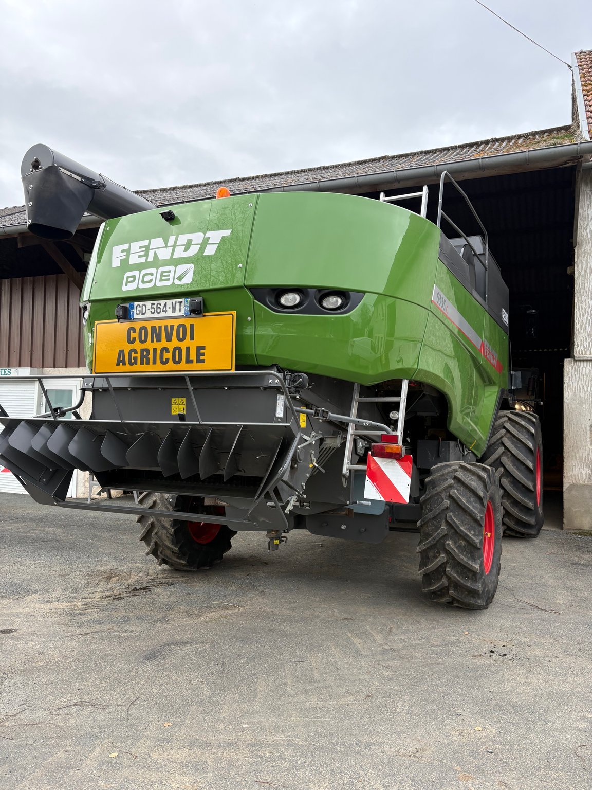 Moissonneuse batteuse Fendt 6335C