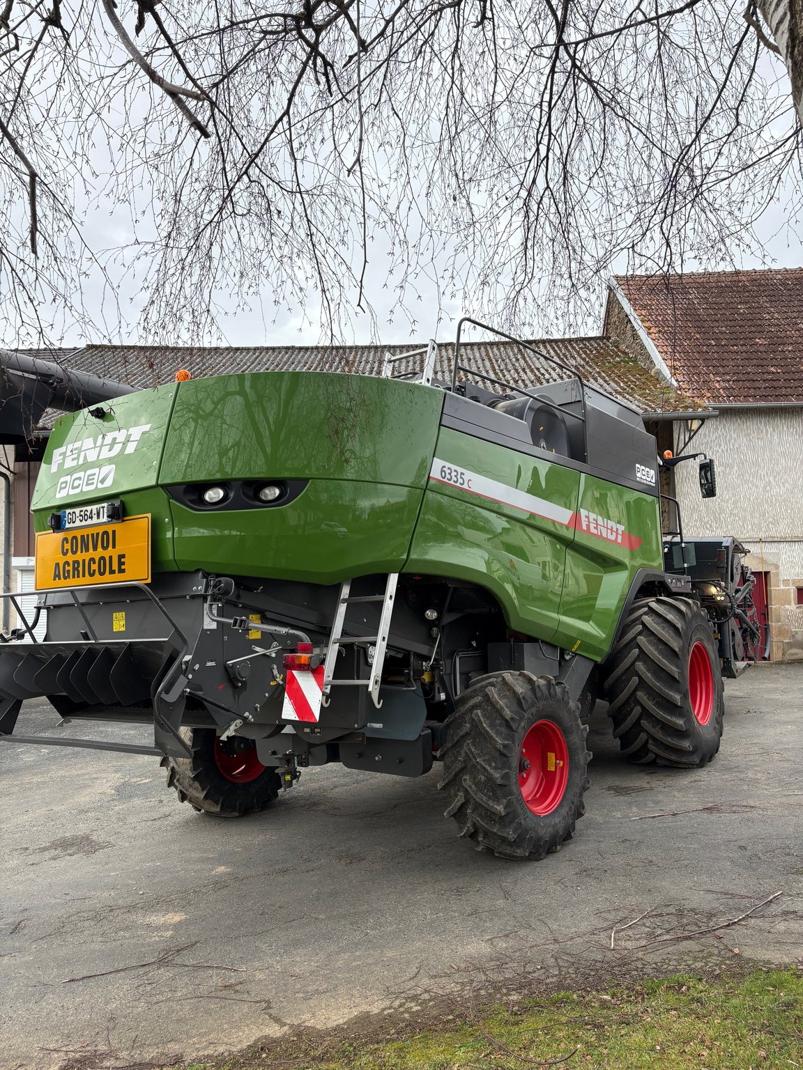 Moissonneuse batteuse Fendt 6335C