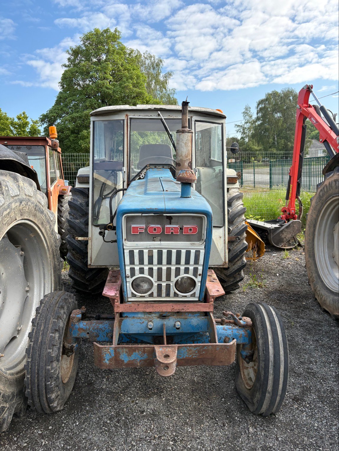 Tracteur agricole Ford 5000