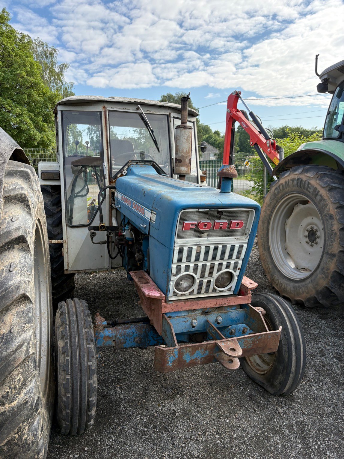 Tracteur agricole Ford 5000