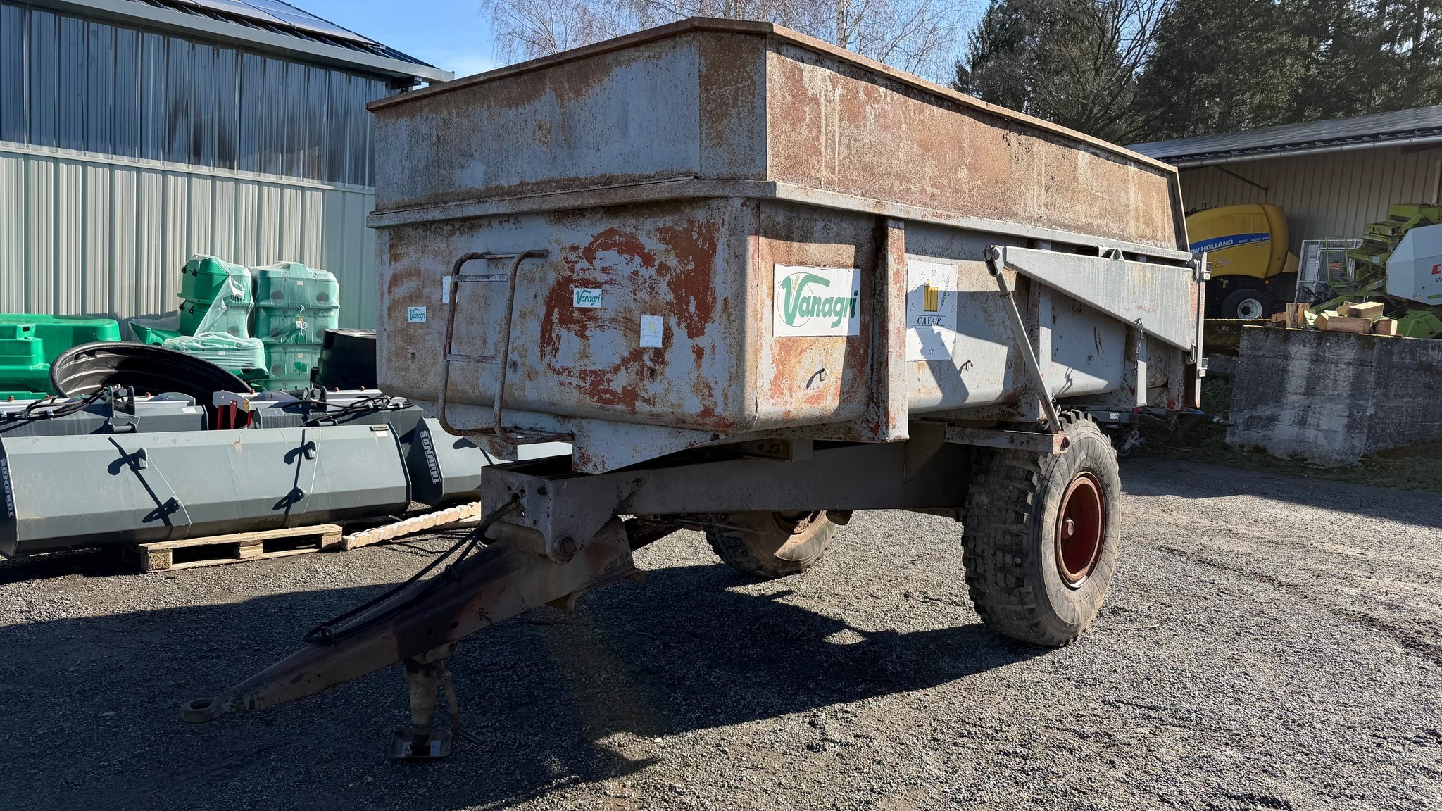 Benne agricole Massey Ferguson MF107