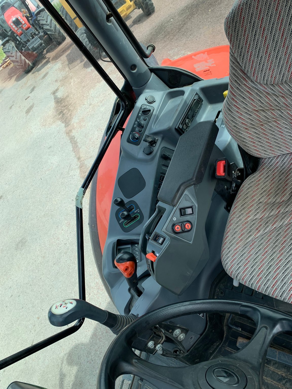 Tracteur agricole Kubota M105GX-IV